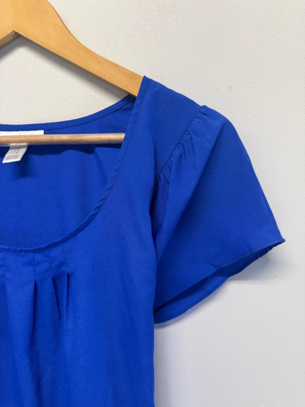 Motherhood Maternity Royal Blue Scoop Neck Maternity Top Women’s Med EUC - Picture 2 of 10